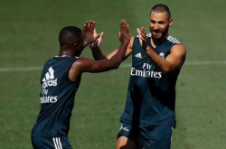 本泽马告别皇马，不是为钱，只为传承，维尼修斯已能接棒