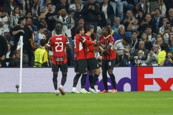 欧冠焦点战,维尼修斯破门莫拉塔弑旧主,皇马1-3不敌AC米兰,悬念再起! 欧冠焦点战,维尼修斯破门莫拉塔弑旧主,皇马1-3不敌AC米兰,悬念再起!