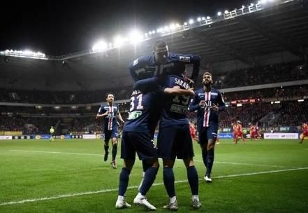 棋逢对手！欧冠大巴黎挑战魔鬼主场取胜不易？