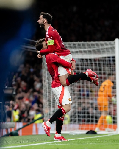 B费火力全开！27球23助攻，B费生涯在欧联杯直接参与50球，书写辉煌新篇章