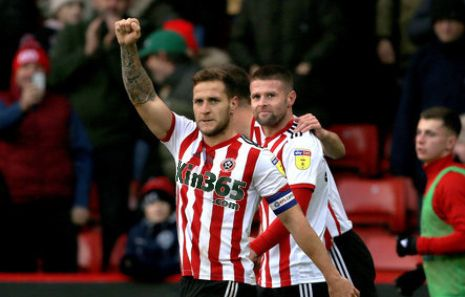 谢菲联进升超赛决赛!总比分6-0布里斯托尔城,马奎尔现场观战激情四溢 谢菲联进升超赛决赛!总比分6-0布里斯托尔城,马奎尔现场观战激情四溢